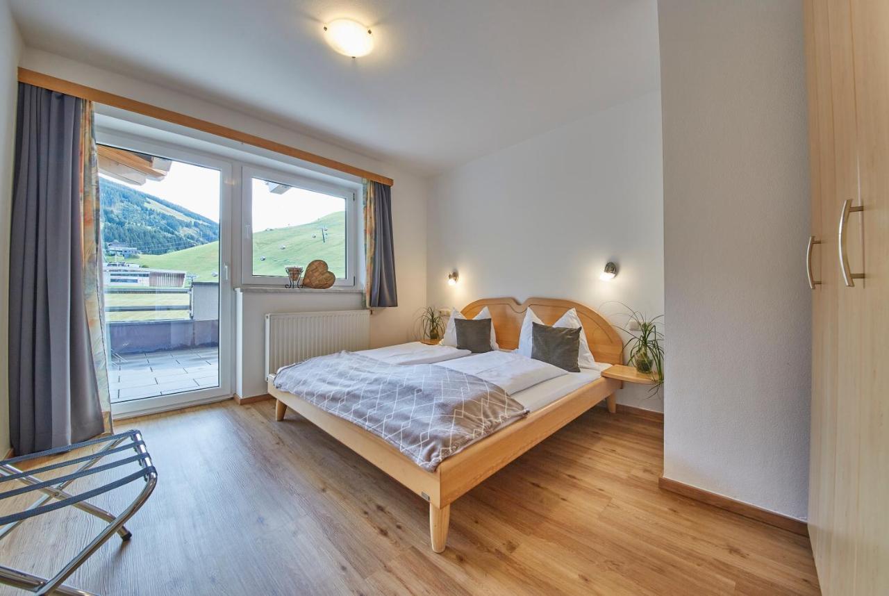 Am Zwoelferkogel Appartements Saalbach-Hinterglemm Eksteriør billede