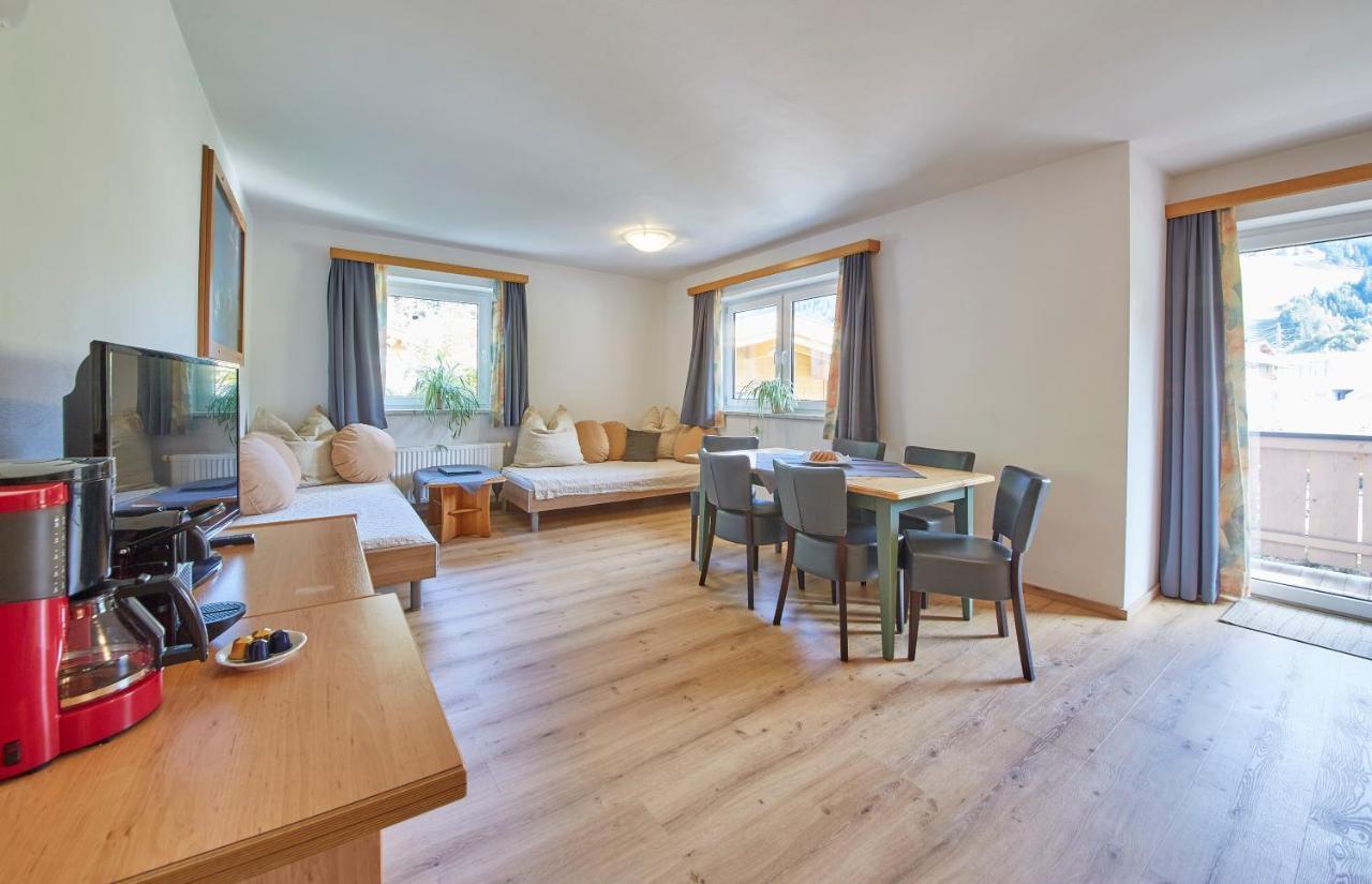 Am Zwoelferkogel Appartements Saalbach-Hinterglemm Eksteriør billede