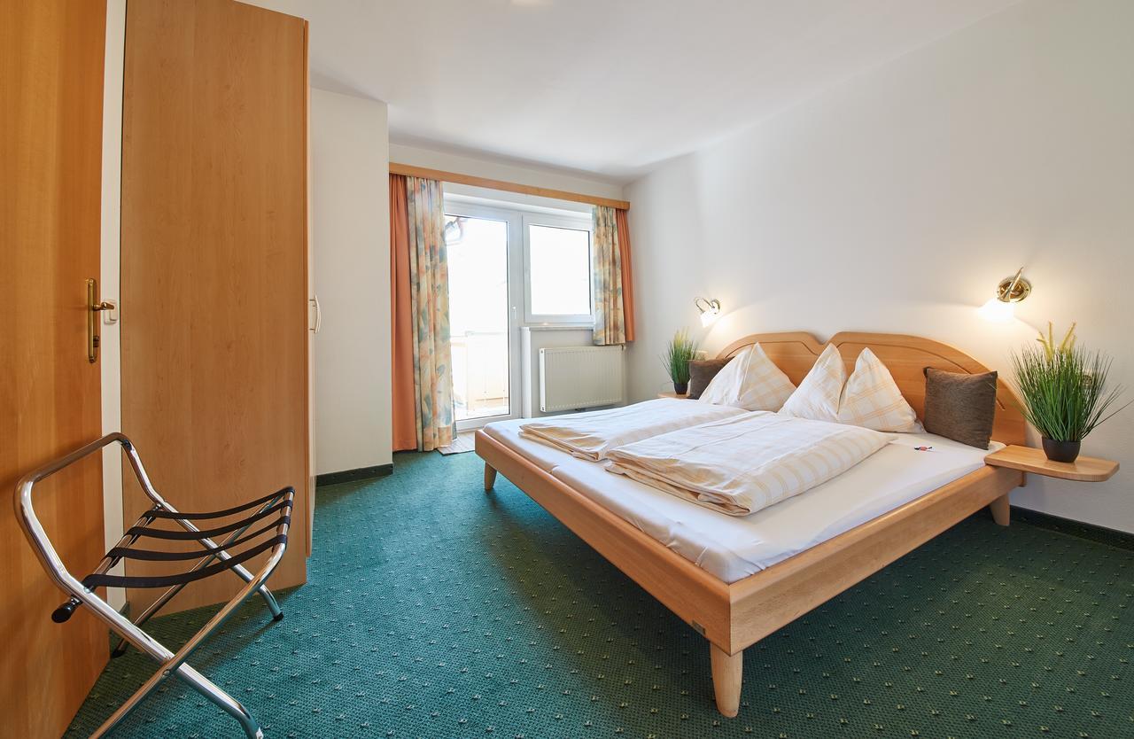 Am Zwoelferkogel Appartements Saalbach-Hinterglemm Eksteriør billede